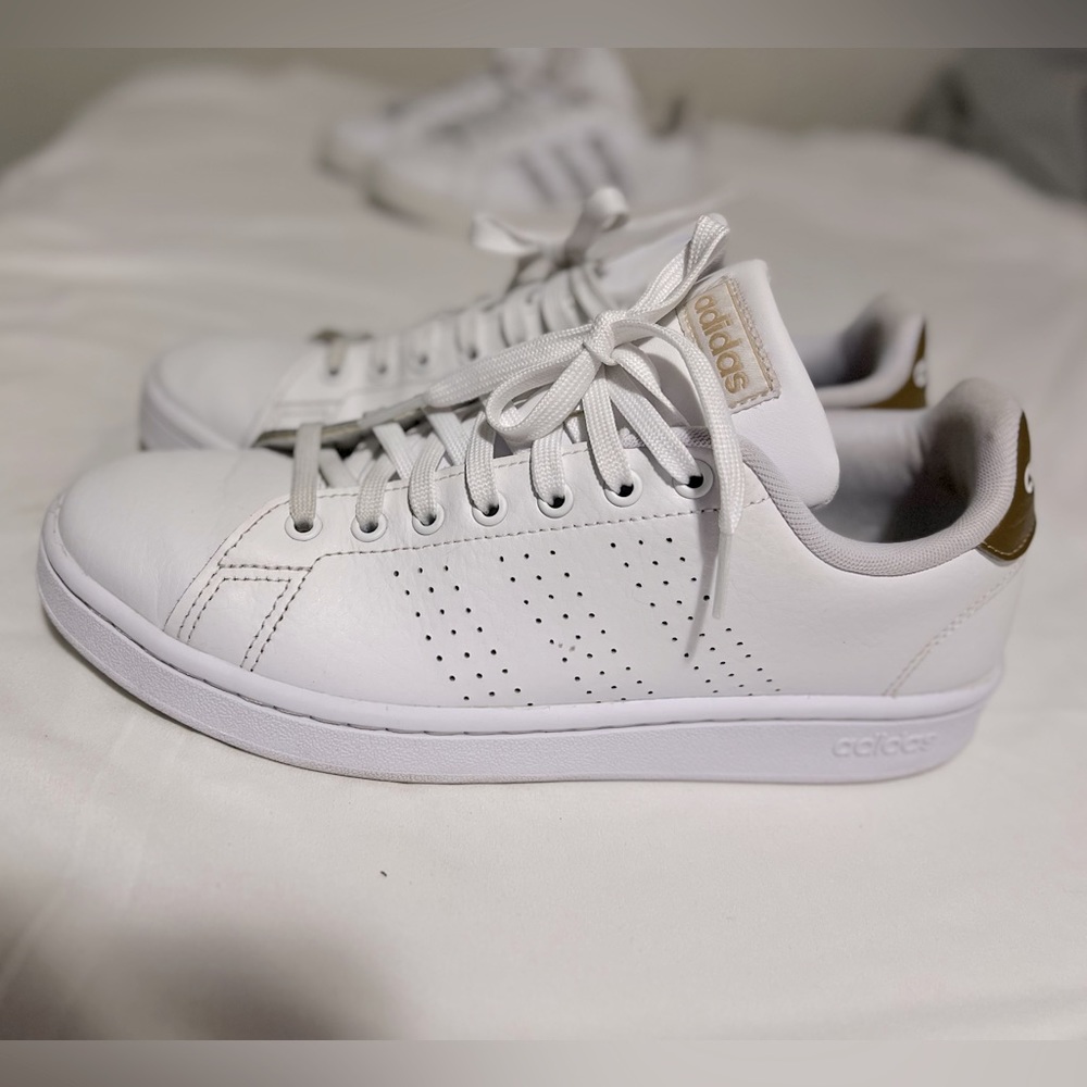 Adidas Women’s Super Comfy Sneakers